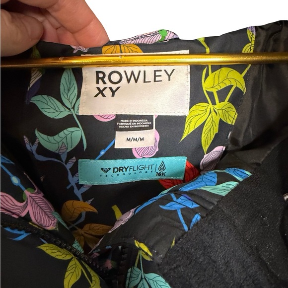 ✨🌸 Rowley Roxy Floral Cropped Puffer‎ Jacket DryFlight 10K Size M 🌸✨ - Picture 4 of 4